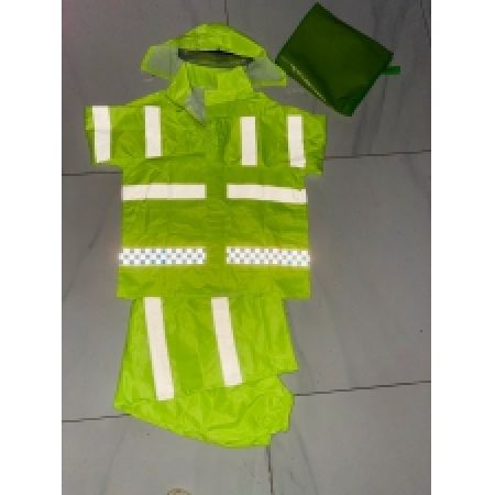Bộ áo mưa xanh chuối có phản quang